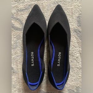 Rothy’s black point flats